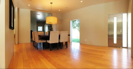 Enlarge photo 2