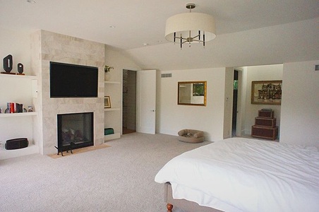 Enlarge photo 53