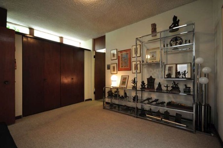 Enlarge photo 21