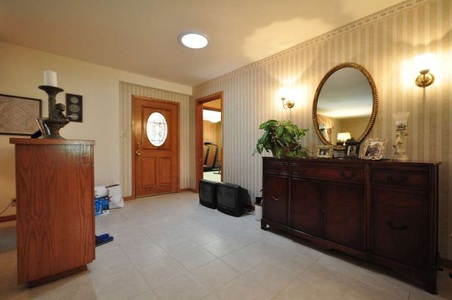 Enlarge photo 2