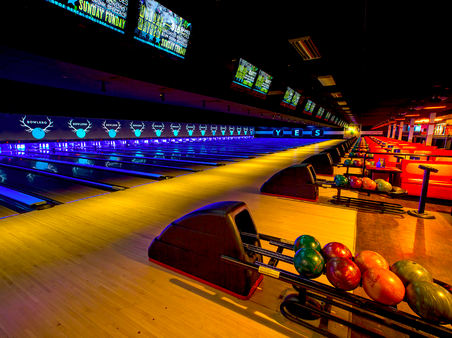 Bowlero Woodland HIlls