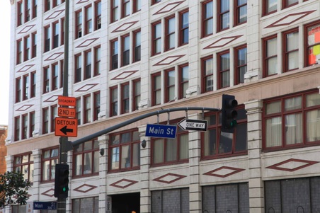 Main and 4th