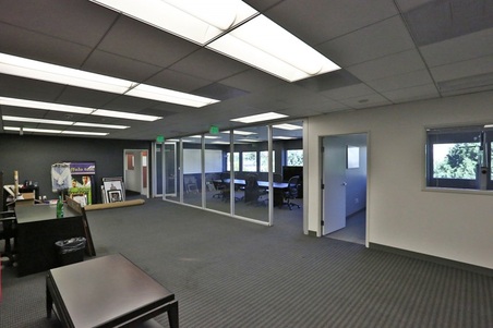 Enlarge photo 44