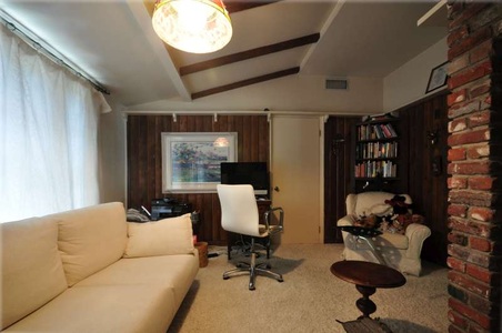 Enlarge photo 34