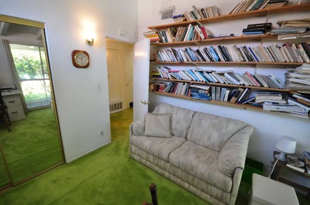 Enlarge photo 32
