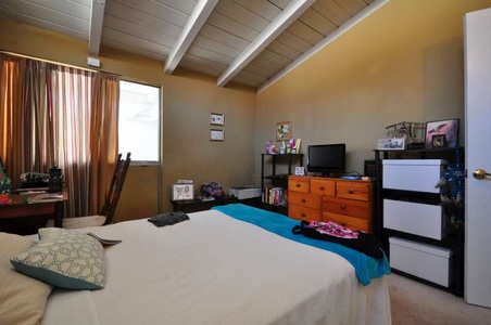 Enlarge photo 40
