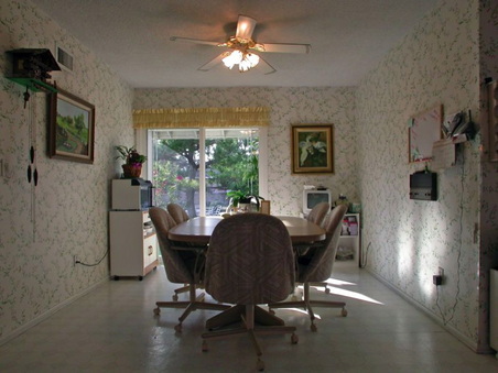 Enlarge photo 16
