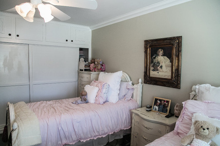 Enlarge photo 51