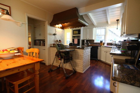 Enlarge photo 104