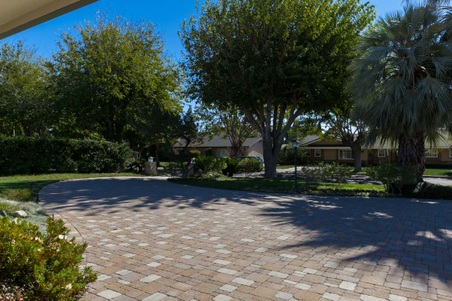 Enlarge photo 44