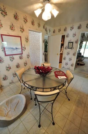 Enlarge photo 21