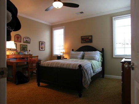 Enlarge photo 49