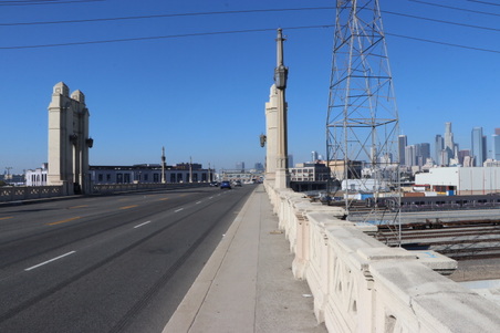 Enlarge photo 4
