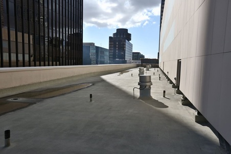 Enlarge photo 11