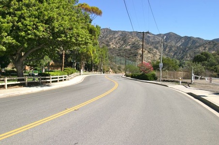 Lockheed Ave