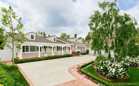 Enlarge photo 32