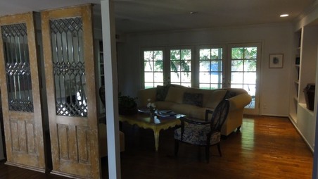 Enlarge photo 52