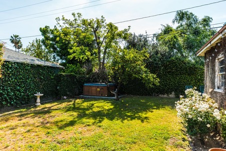 Enlarge photo 35