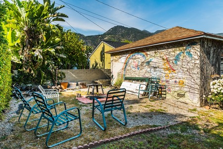 Enlarge photo 37