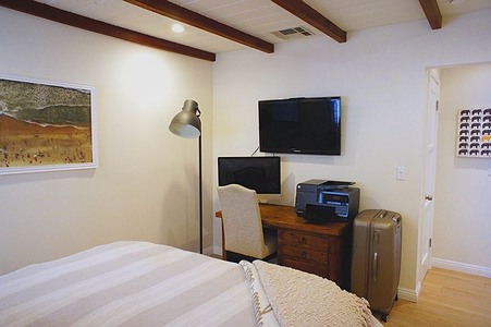 Enlarge photo 52