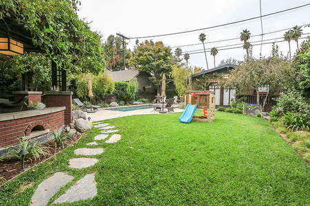 Enlarge photo 46
