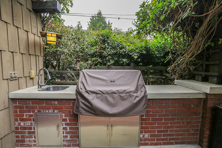 Enlarge photo 51