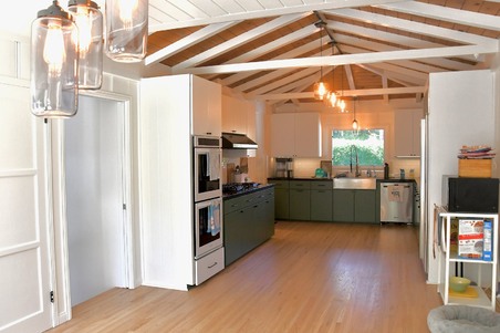 Enlarge photo 37