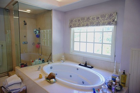 Enlarge photo 48