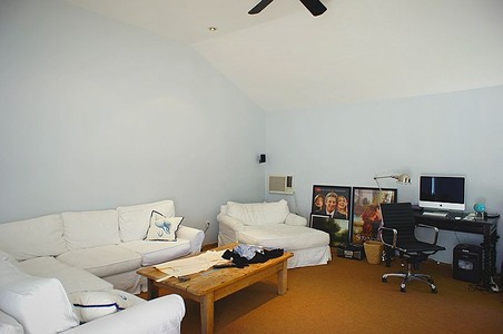 Enlarge photo 72