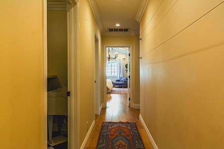 Enlarge photo 37