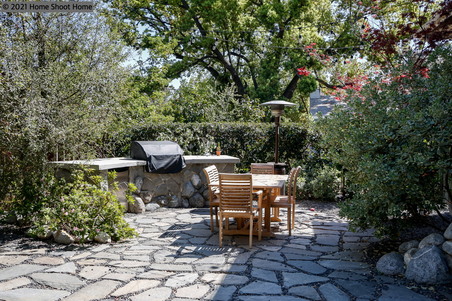 Enlarge photo 52