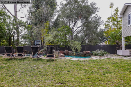 Enlarge photo 63
