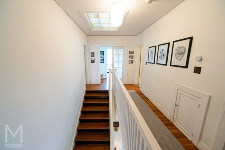 Enlarge photo 48