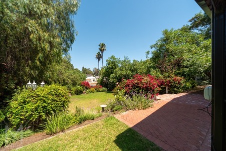 Enlarge photo 108