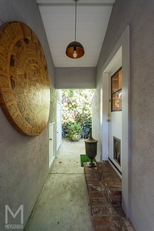 Enlarge photo 91