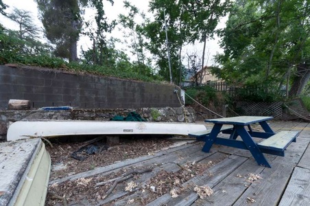 Enlarge photo 69