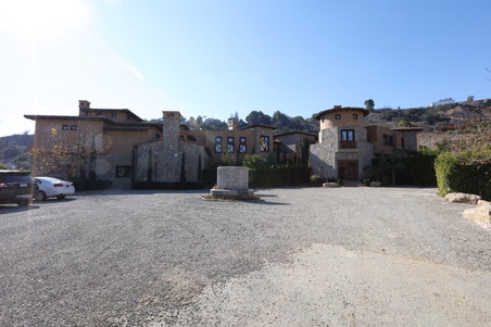 Enlarge photo 42
