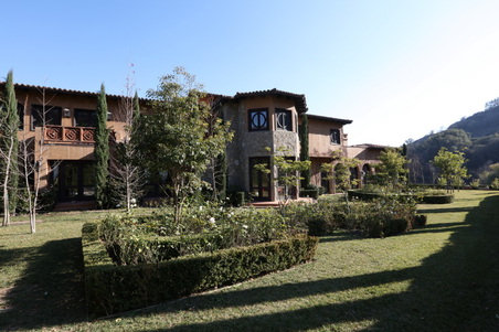 Enlarge photo 125