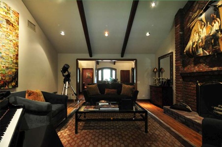 Enlarge photo 26
