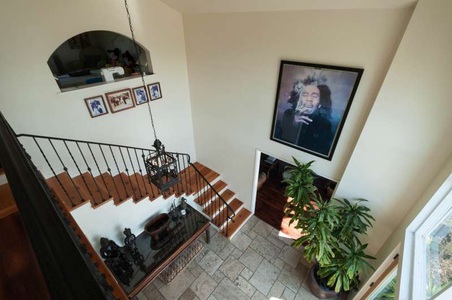 Enlarge photo 43