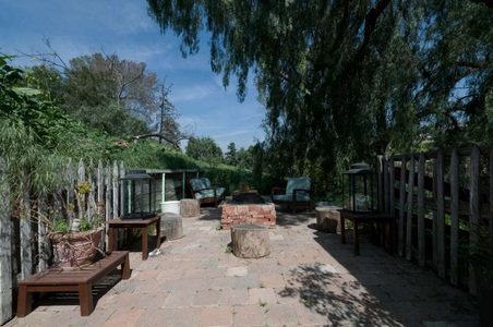 Enlarge photo 140