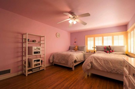 Enlarge photo 48