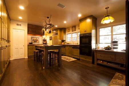 Enlarge photo 30