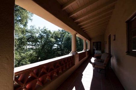 Enlarge photo 104
