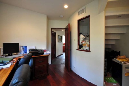 Enlarge photo 36