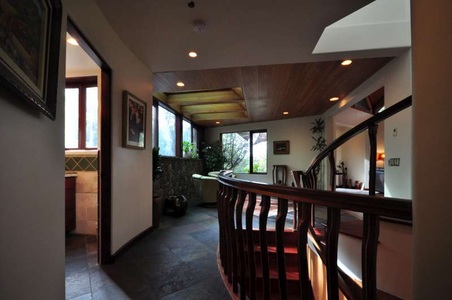 Enlarge photo 39
