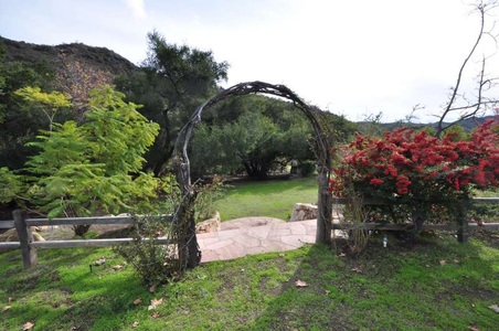 Enlarge photo 74