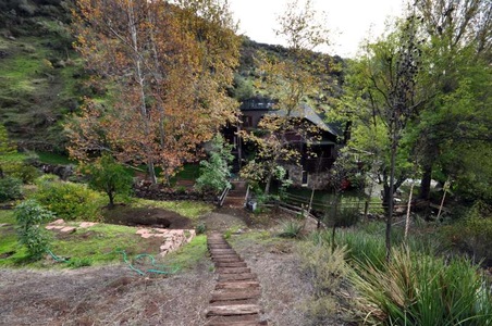 Enlarge photo 106