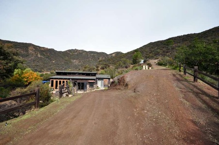 Enlarge photo 122
