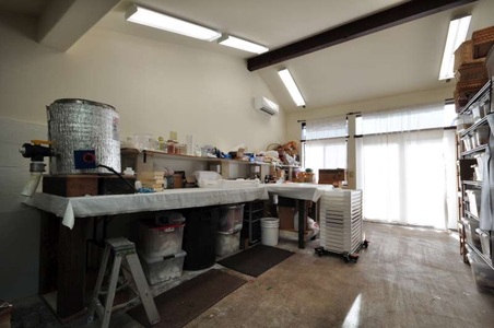 Enlarge photo 138
